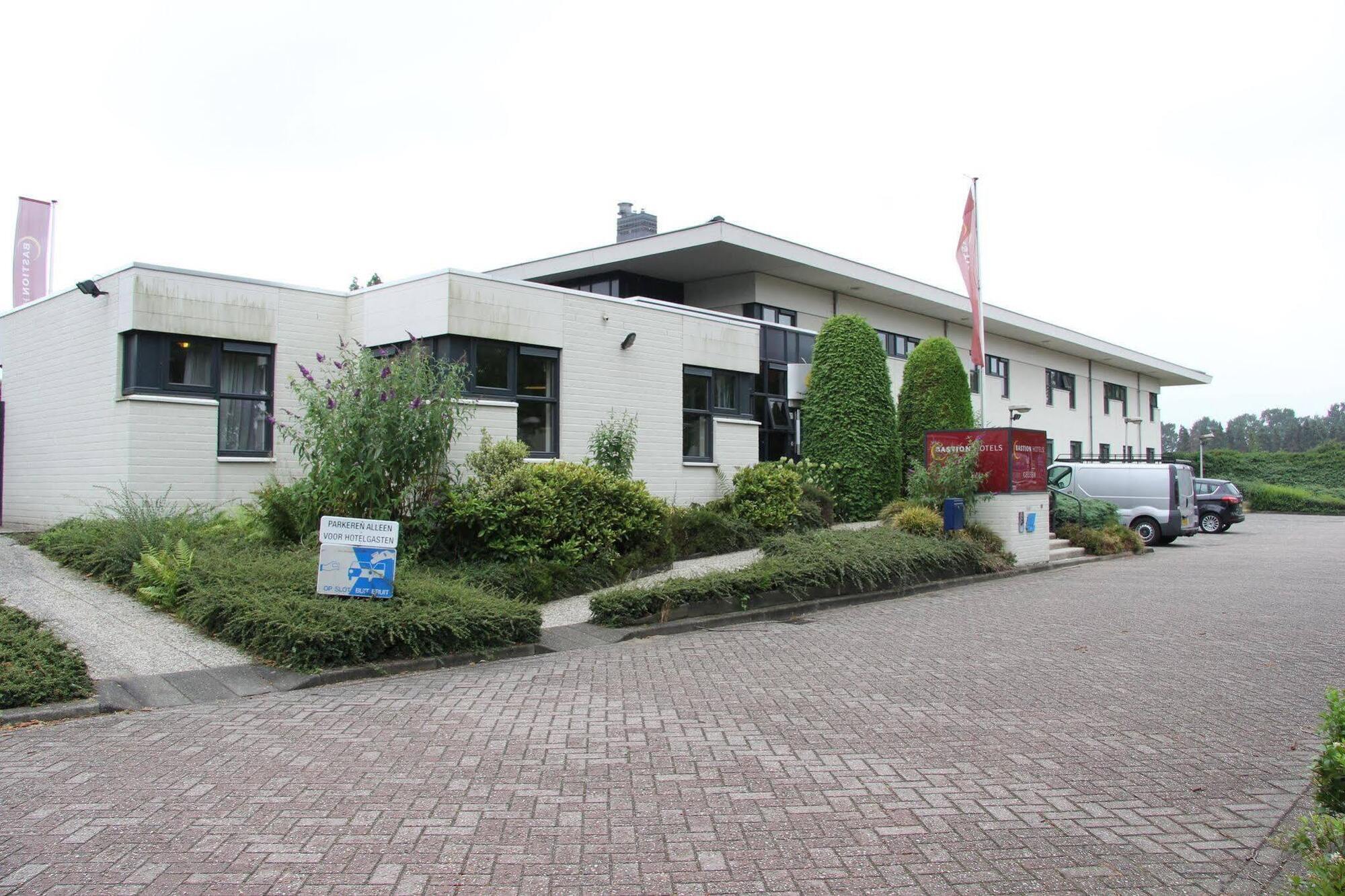 Bastion Hotel 3*